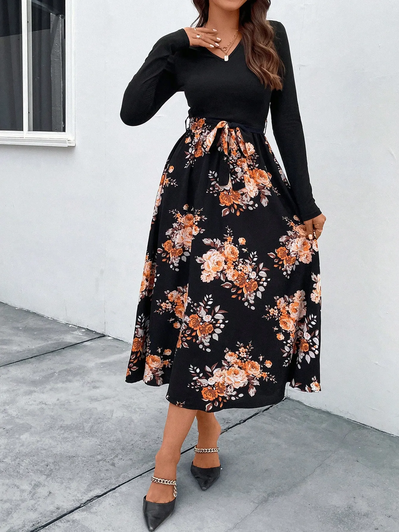 sz2307078971099911_00