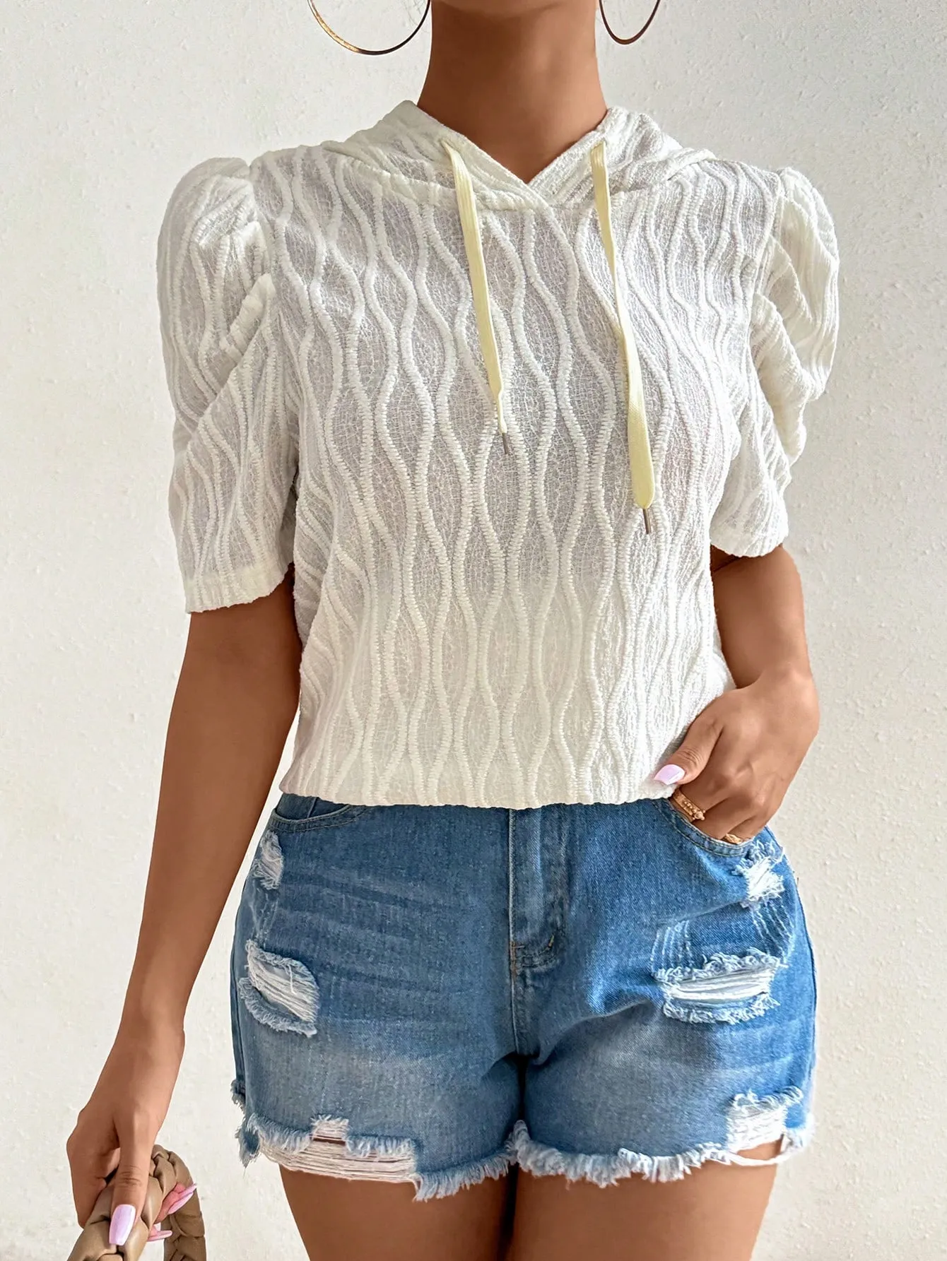 sz2404176663684886_00
