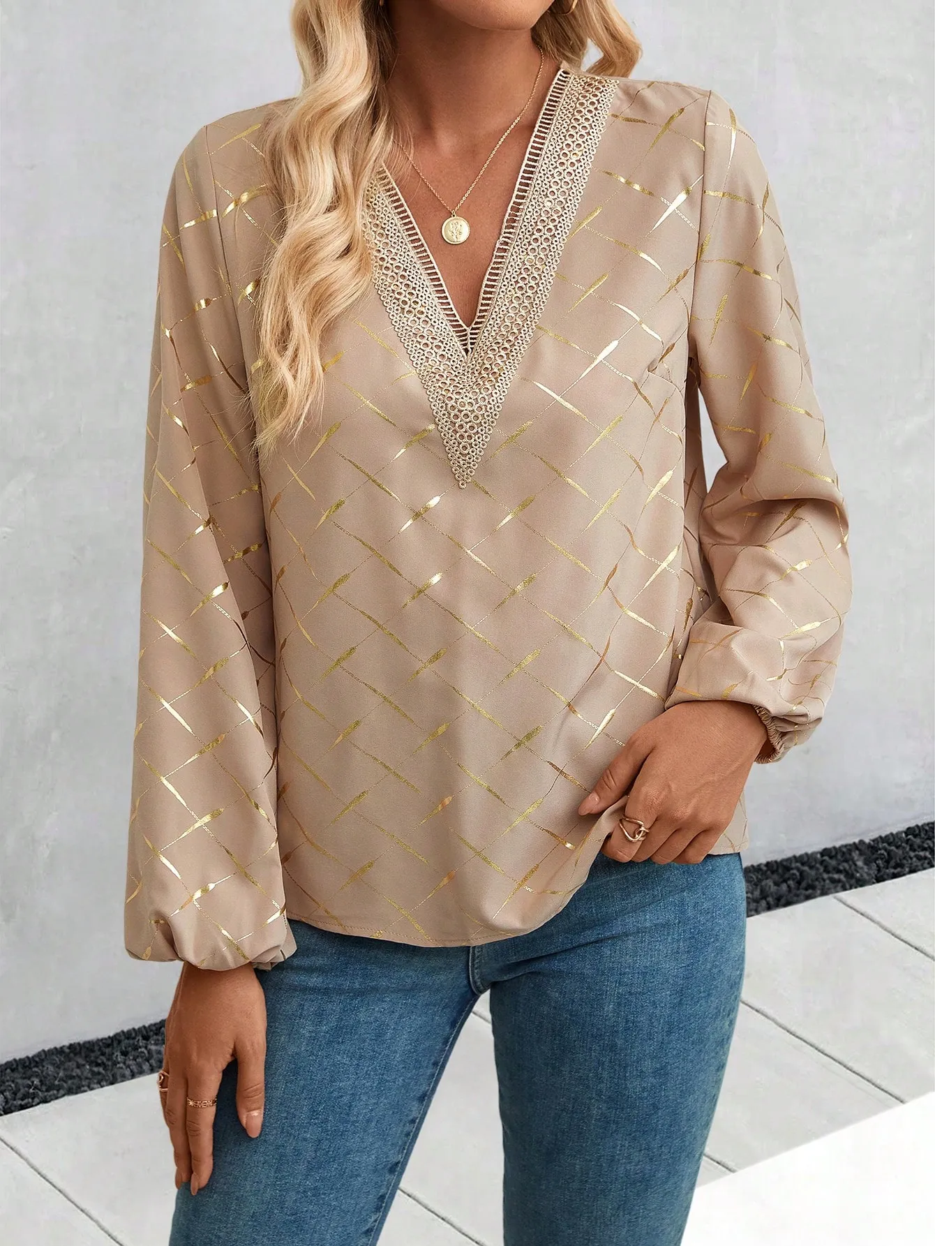 sz2307067925656761_00