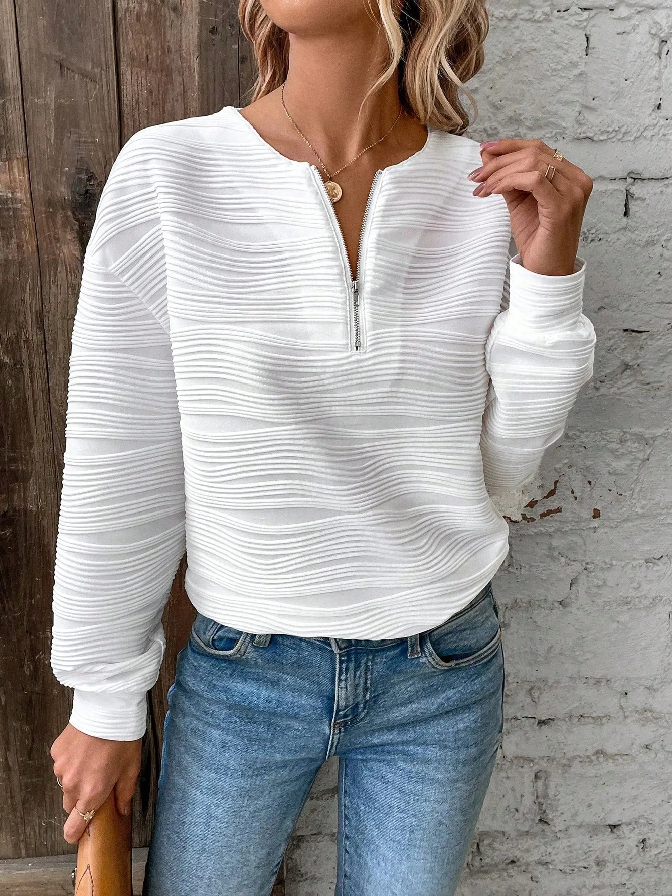 sz2310308418126261_00