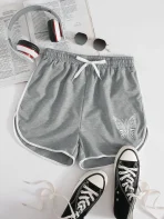 swshorts23200619344_00