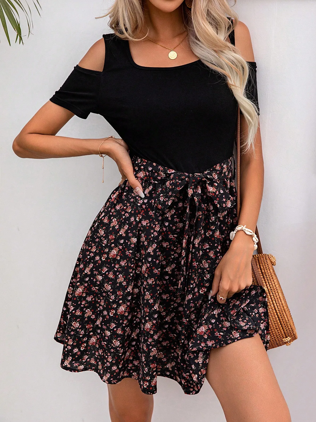 sz2303155168796504_05