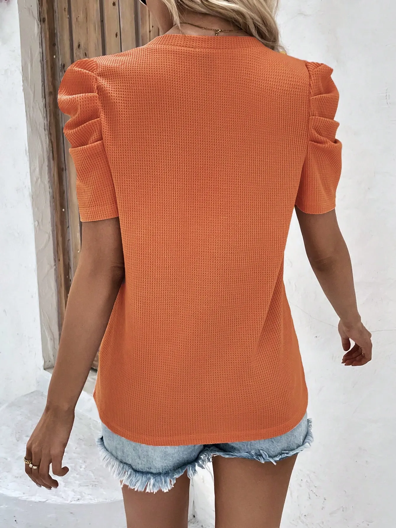 sz2304256797807030_01
