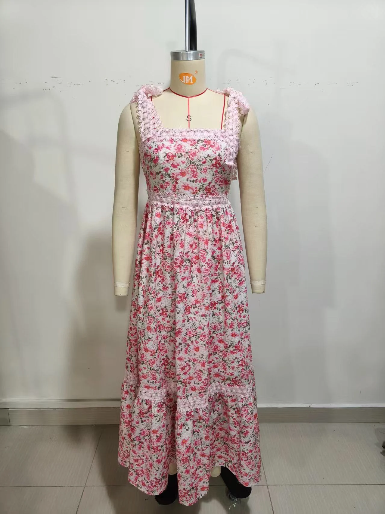 AZWWMY2604154fen_05