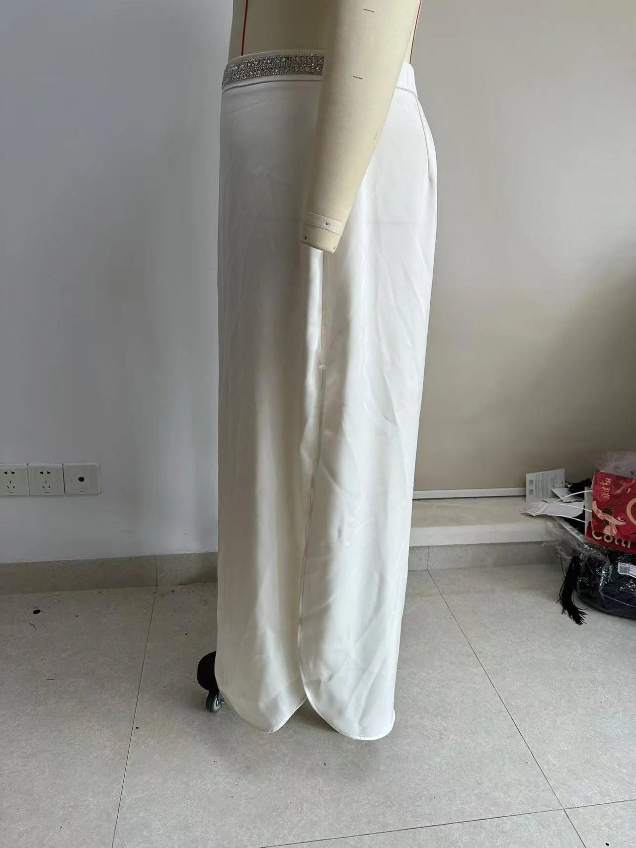 sz25093095794477199_11
